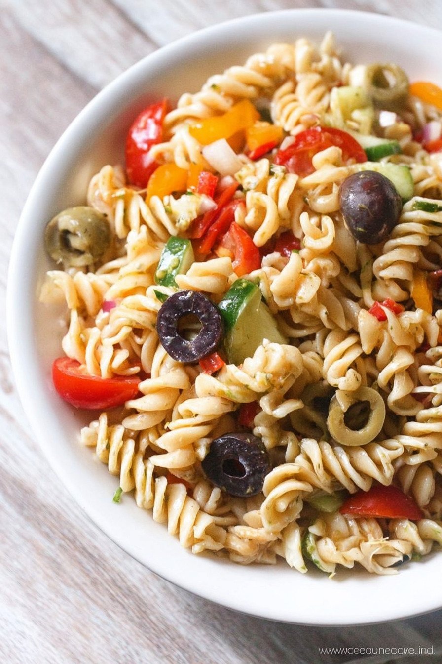 Vegan Pasta Salad with Olives, Peppers, and Italian Dressing extra recipe photo